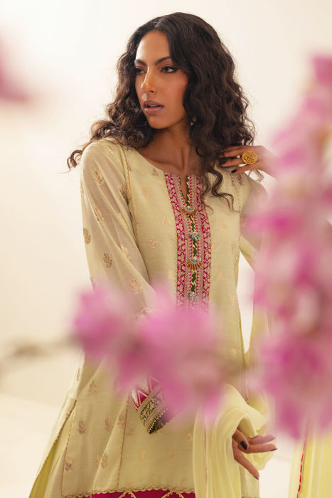 Eylin (Shirt, Pants and Dupatta)