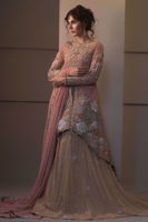 Picture of Eccentric elegance