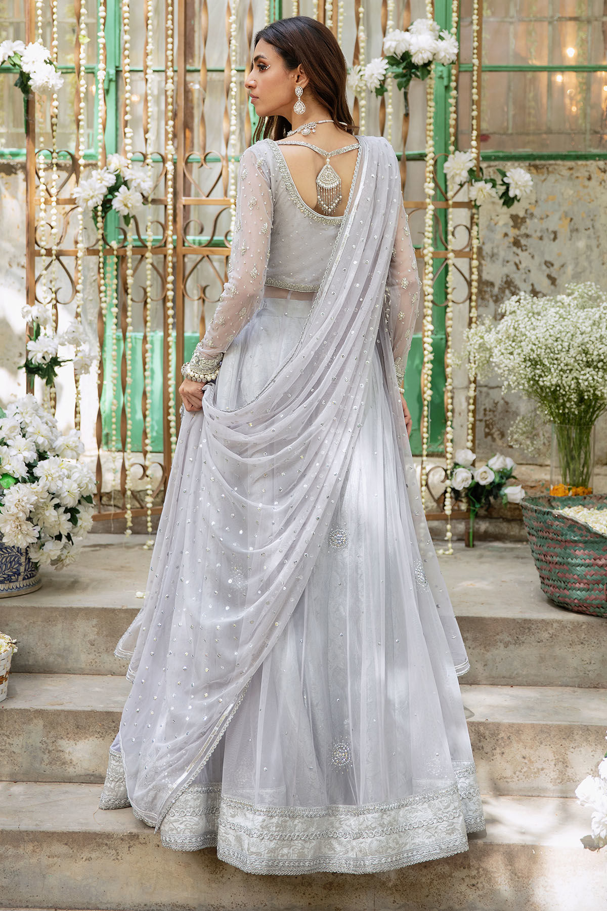 Janan clothes deals
