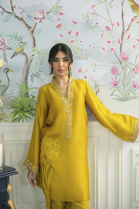 Melanie Daffodil - Shirt And Dupatta