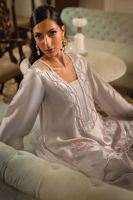 Picture of Kiri (Shirt And Pants)